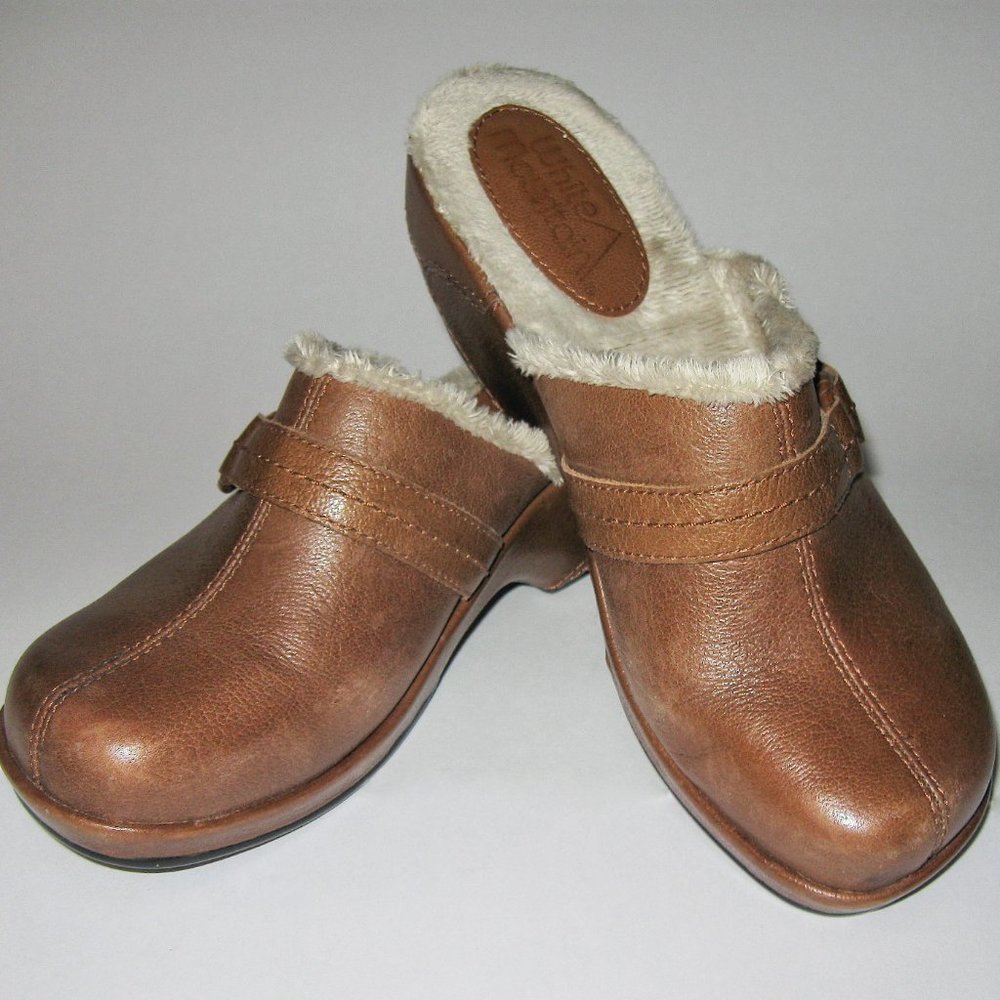 White Mountain Nutmeg Leather and Faux Fur Lined Clog